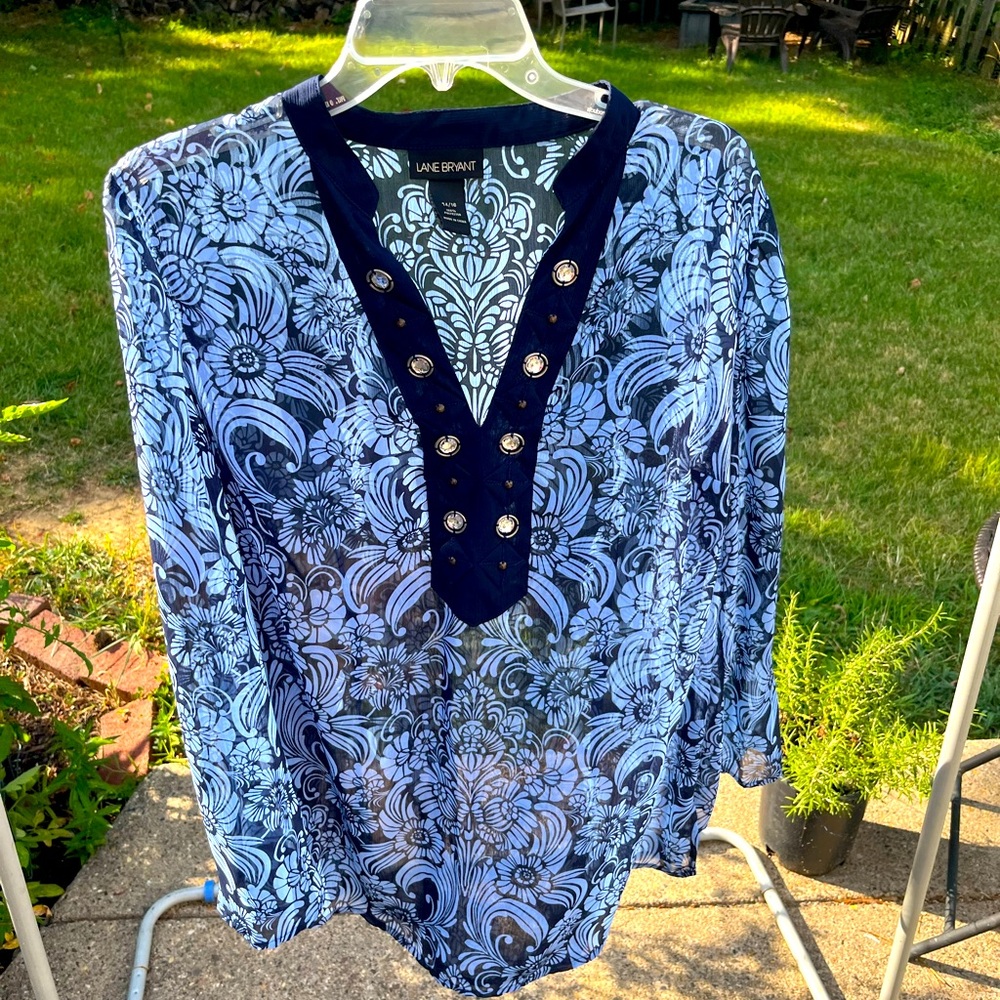 Lane Bryant womens long sleeve blouse/ top with embellishments at neckline 14/16